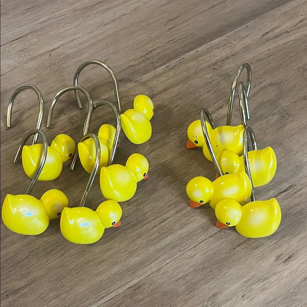 10 Yellow Duck Shower Hooks
